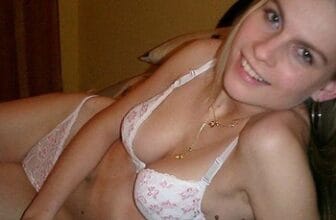 HardC00R zoekt avontuur: verleidelijke schoonheid ontdekt meer