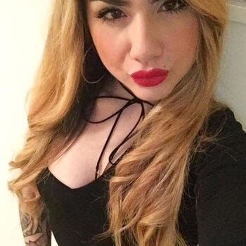 Verleidelijke avonturen met kimmie_18 ontdekken